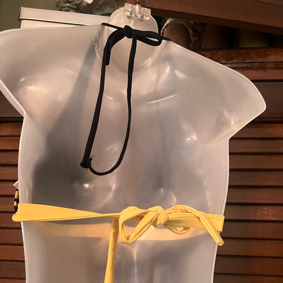 y2k swim top yellow flowers and cherries - Picture 4 of 4